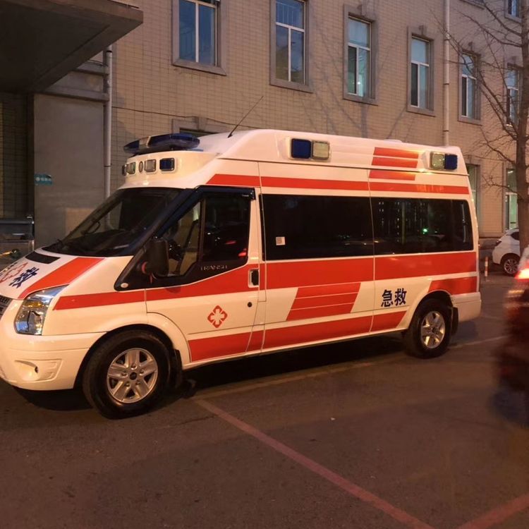 卓尼夜间租赁救护车护送病人转院：安全转运的 8 大核心注意事项